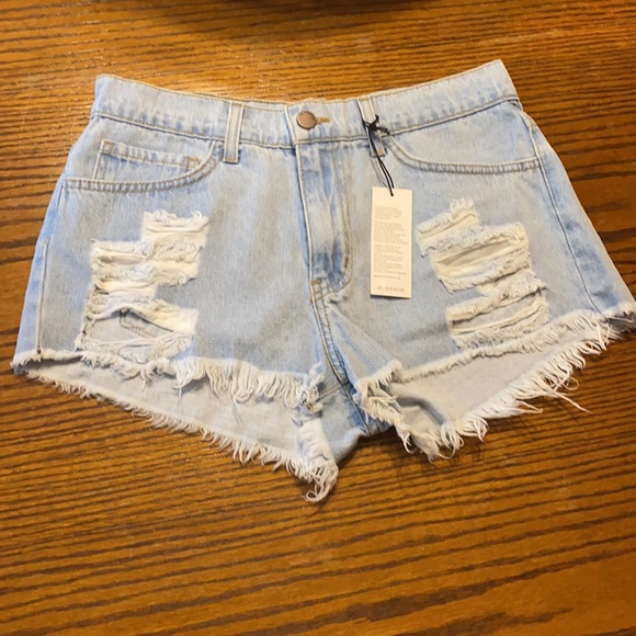 O2 Denim Shorts - Picture 4 of 5